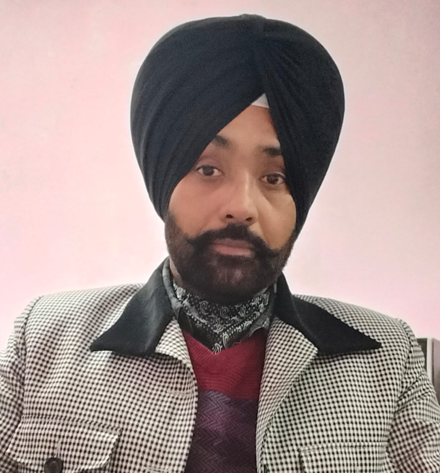 Mr Vikram Singh Dhillon