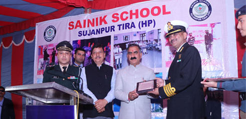 Hon`ble Cheif Minister Shri Sukhvinder Singh